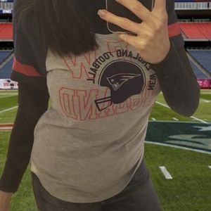 Women Patriots Shirt small